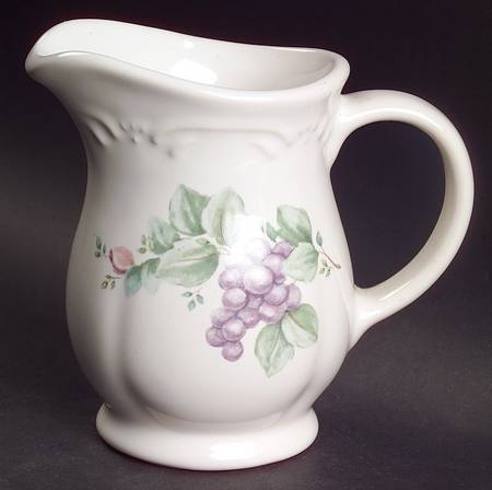 Grapevine Creamer