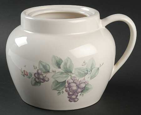 Grapevine Bean Pot No Lid