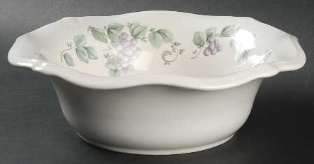 Grapevine Sculpted Serving Bowl