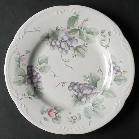 Grapevine Luncheon Plate