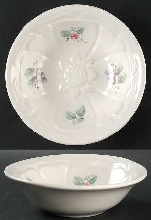 Grapevine 7" Floral Embossed Bowl