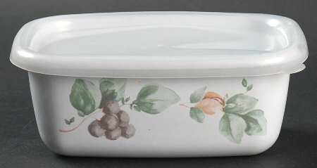 Grapevine 6" Metal Rectangular Baker W/Plastic Lid