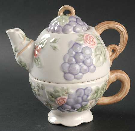 Grapevine Sculpted Individual Teapot with Cup
