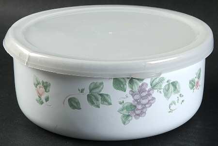 Grapevine Bowl-Metal 5 3/4 W/Plastic Lid
