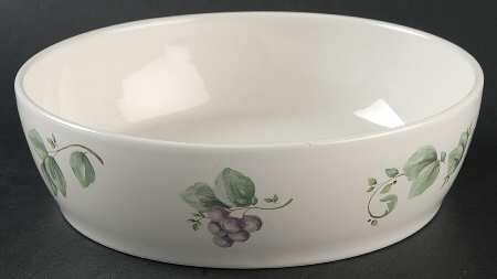 Grapevine 8" Round Baker
