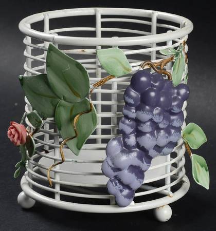 Grapevine Metal Votive Candleholder