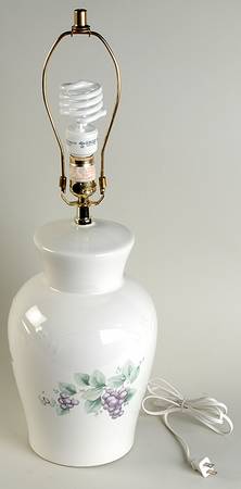 Grapevine 24" Electric Lamp No Shade