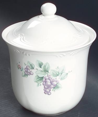 Grapevine Extra Large Canister & Lid