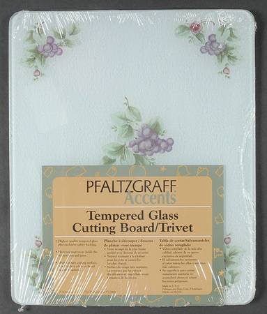 Grapevine Rectangular Glassware Cutting Board