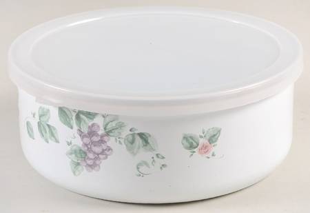 Grapevine 6 5/8" Metal Bowl W/Plastic Lid