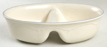 Heirloom 10" Oval Divided Vegetable Bowl