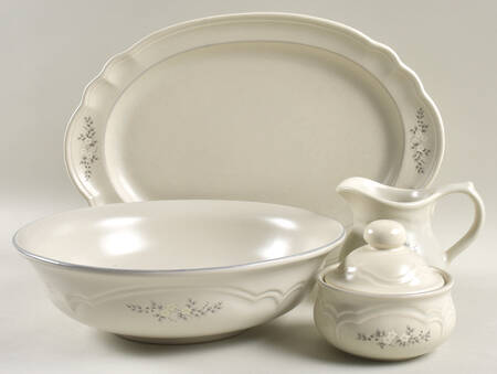 Heirloom 5 Piece Hostess Set