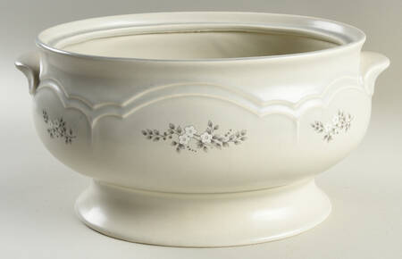Heirloom Oval Tureen No Lid