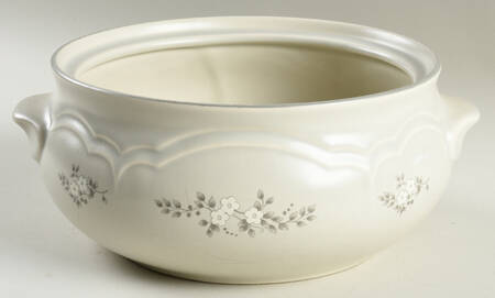 Heirloom 2 Qt Round Covered Casserole No Lid