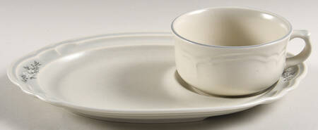Heirloom Snack Tray & Soup Mug Set