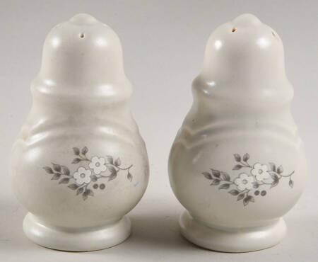 Salt & Pepper Set