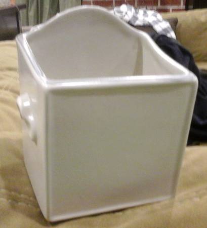 Heirloom Brochure Holder
