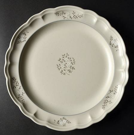 Heirloom Large Dinner Plate