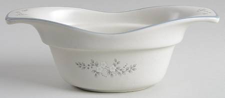 Heirloom Gravy Server