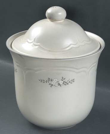 Heirloom Extra Large Canister & Lid