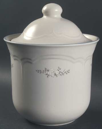 Heirloom Large Canister & Lid