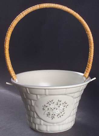 Heirloom Small Basket