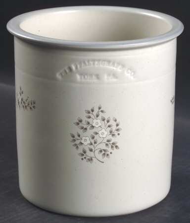 Heirloom Large Gadget Crock