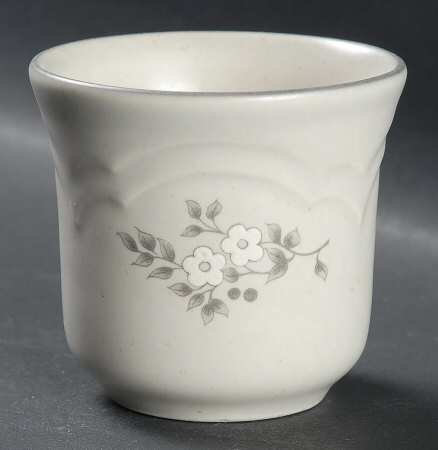 Heirloom Votive Candleholder No Glass Globe