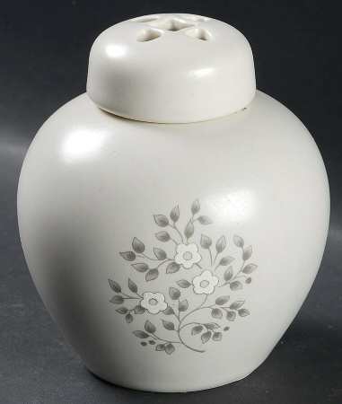 Heirloom Potpourri Jar & Lid
