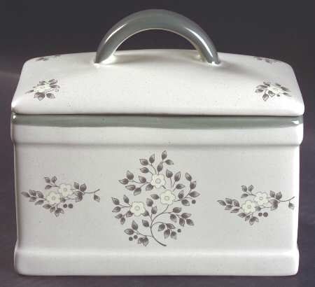 Heirloom Kitchen Keeper & Lid
