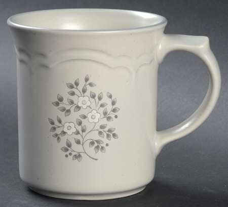 Heirloom Mug by Pfaltzgraff