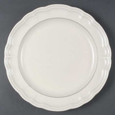 Heirloom Dinner Plate