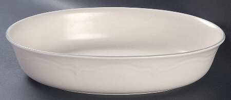 Heirloom 10" Oval Baker