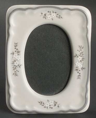 Heirloom 5" Picture Frame