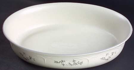 Heirloom 10" Oval Baker