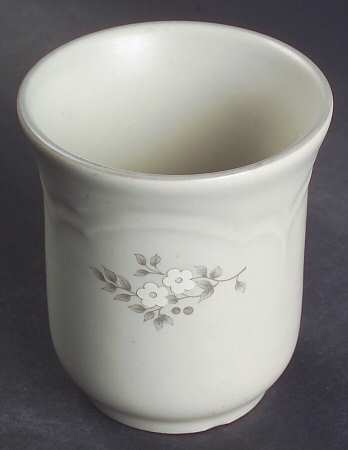 Heirloom China Bathroom Tumbler