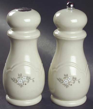 Heirloom Plastic Salt & Pepper Mill Set