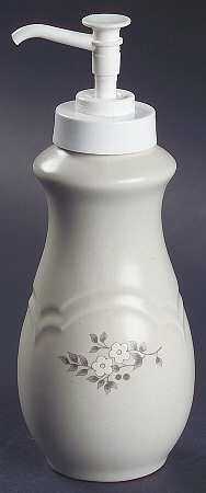 Heirloom Lotion Dispenser