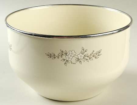 Heirloom Large Metal Mixing Bowl