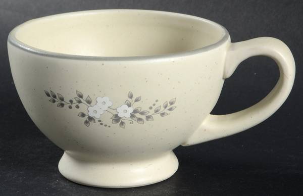 Heirloom Cup for Individual Teapot & Lid with Cup