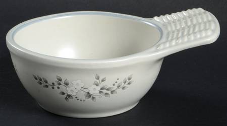 Heirloom Handled Condiment Server