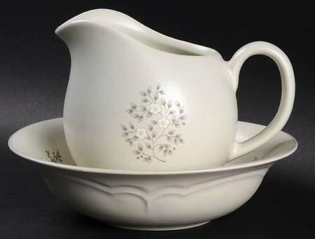 Heirloom 16 Oz Pitcher and Bowl Set