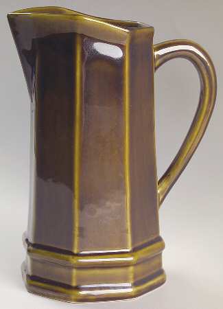Heritage Green 32 Oz Pitcher