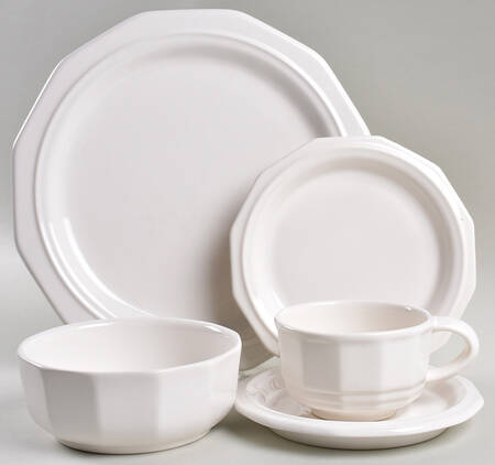 Heritage White 40 Piece Estate Set