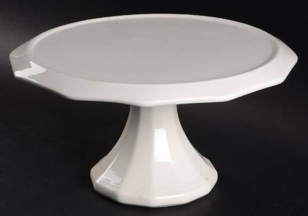 Heritage White 11" Diameter Pedestal Cake Stand