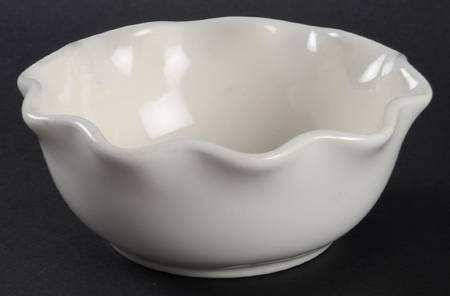 Heritage White 5" Ruffled Bowl