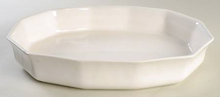 Heritage White 14" Oval Baker