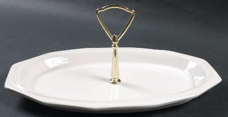 Heritage White Oval Serving Plate with Handle