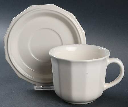 Heritage White Oversized Cup & Saucer Set