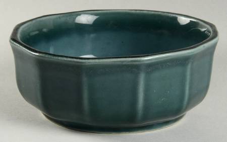 Heritage Williamsburg Blue Green Soup/Cereal Bowl